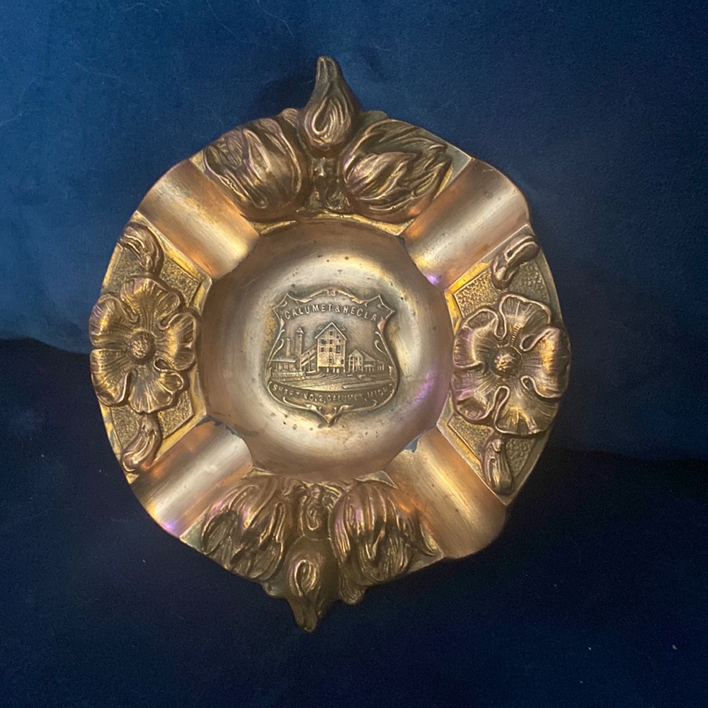 COPY - Calumet and Hecla shaft no 2 , Calumet,Michigan copper ash tray.